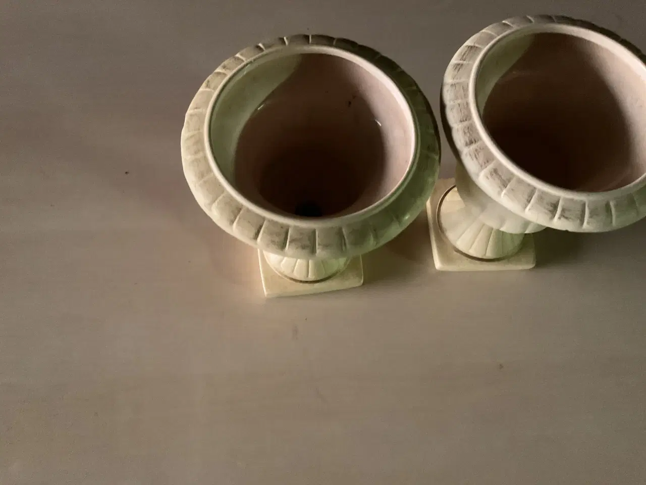 Billede 6 - Store urtepotter skjuler