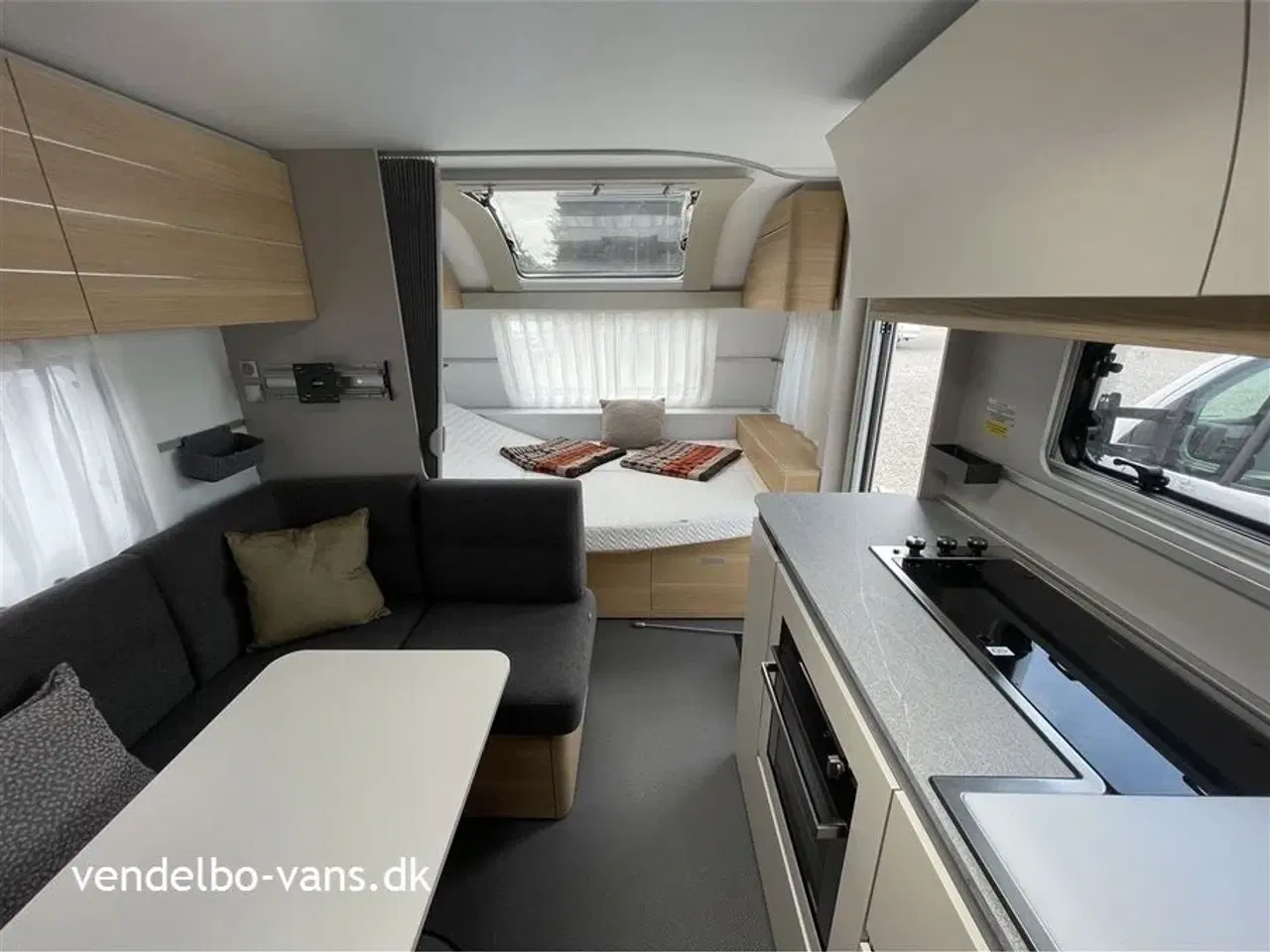 Billede 11 - 2024 - Adria Adora 673 PK Twin   Plads til hele familien