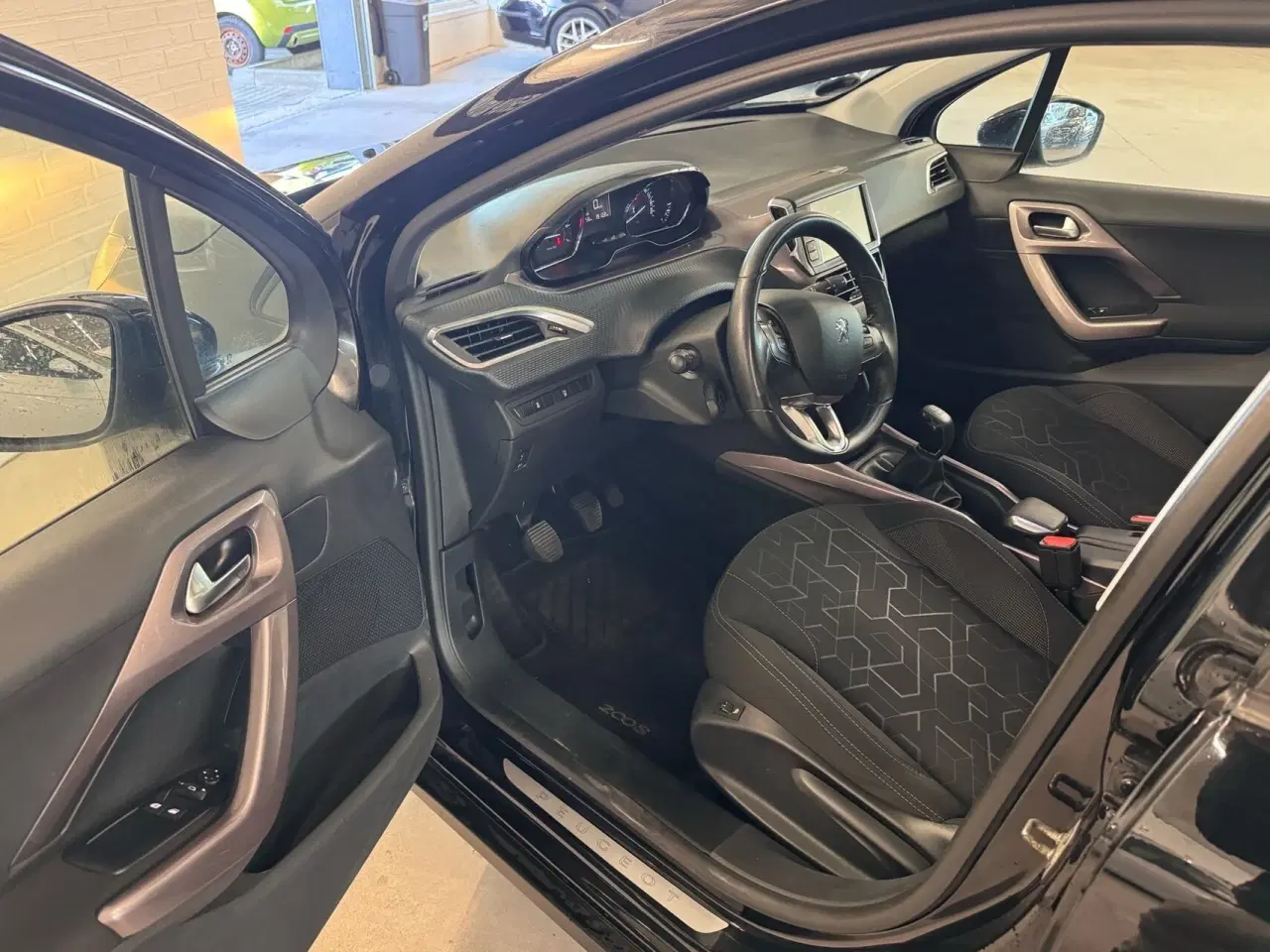 Billede 5 - Peugeot 2008 1,2 VTi Active Sky 82HK