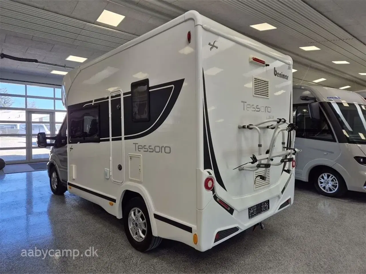 Billede 3 - 2020 - Benimar Tessoro 481 Aut.   Nk pakke. Automatgear. solcelle. Lithium Batteri. 2000w Inverter. Markise. A/C i bodel. Elektriske støtteben. Bemærk kun 20,000 Km!!!!!