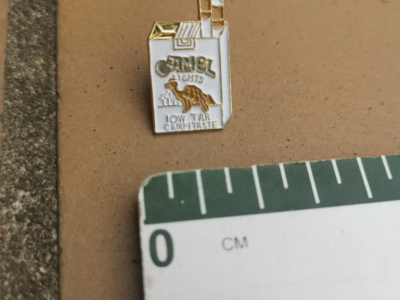 Billede 1 - Camel Cigaretter Pin