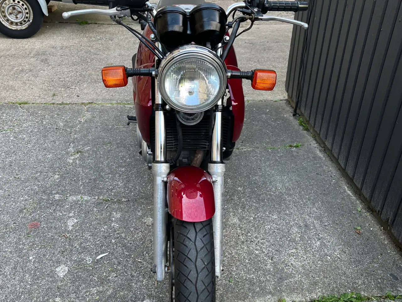 Billede 3 - Flot og velholdt Honda CB500