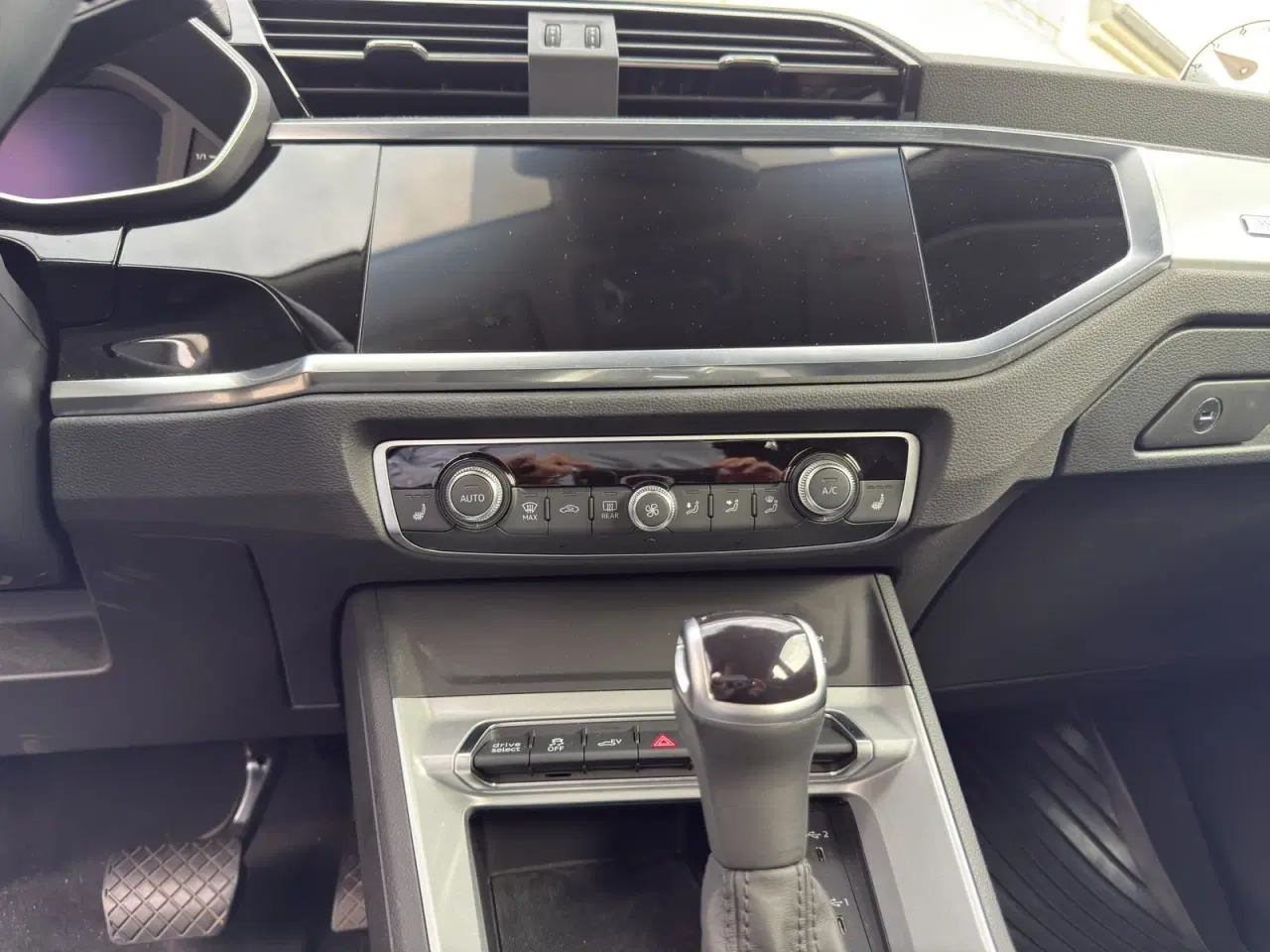 Billede 12 - Audi Q3 45 TFSi e Attitude+ S-tr.