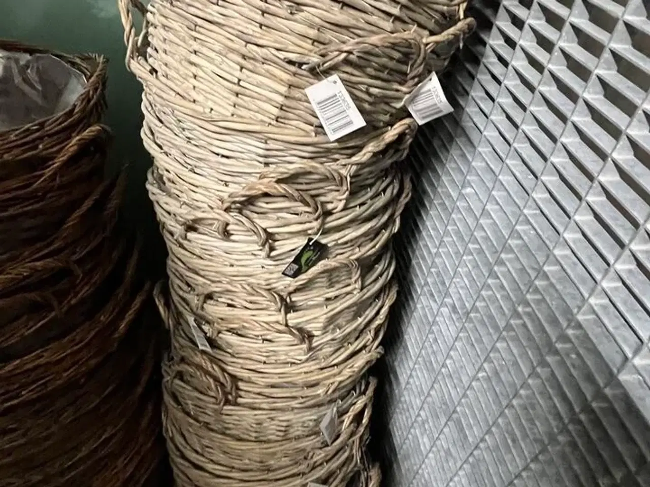 Billede 5 - Stort Parti Kurve - Afhentes inden kl. 12