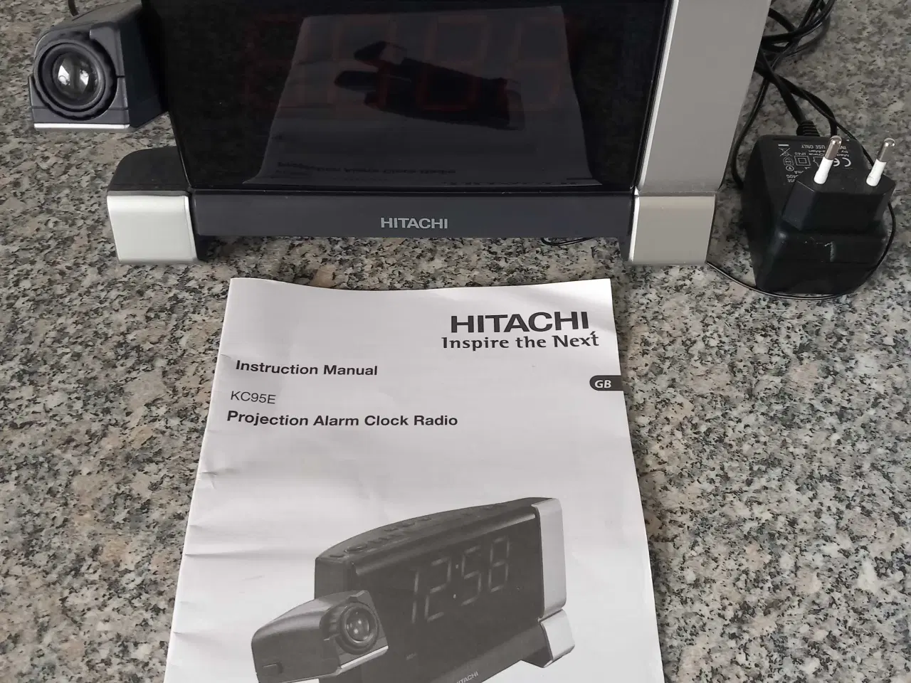 Billede 1 - Projektion alarm clockradio  Hitachi