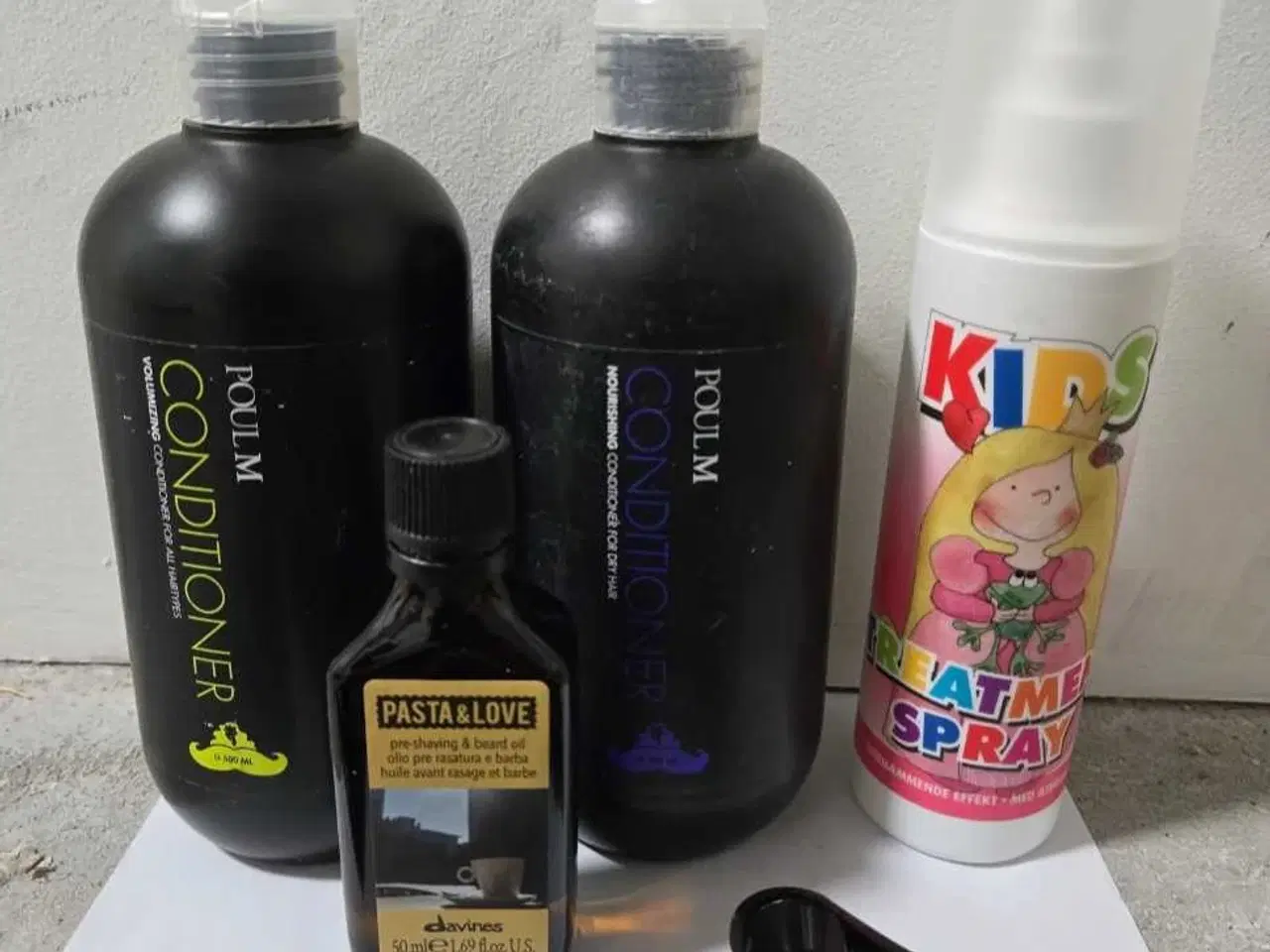 Billede 4 - Forskellige produkter til håret. Alt er nyt