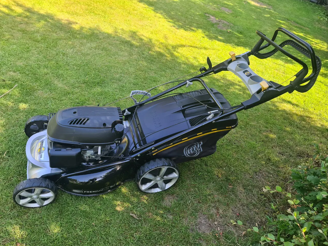 Billede 1 -  Texas Razor selvkørende plæneklipper 