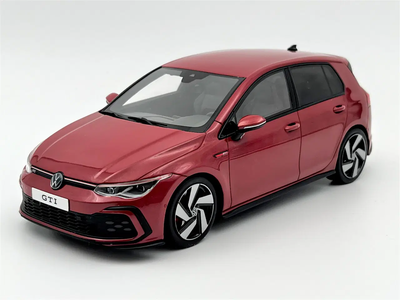 Billede 1 - 2021 VW Golf 8 GTI 1:18 