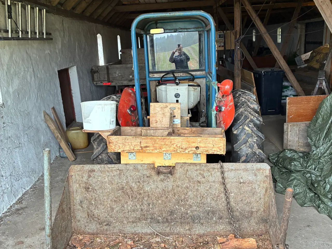 Billede 3 - Massey Ferguson traktor m. skovl, vogn, plov og ha