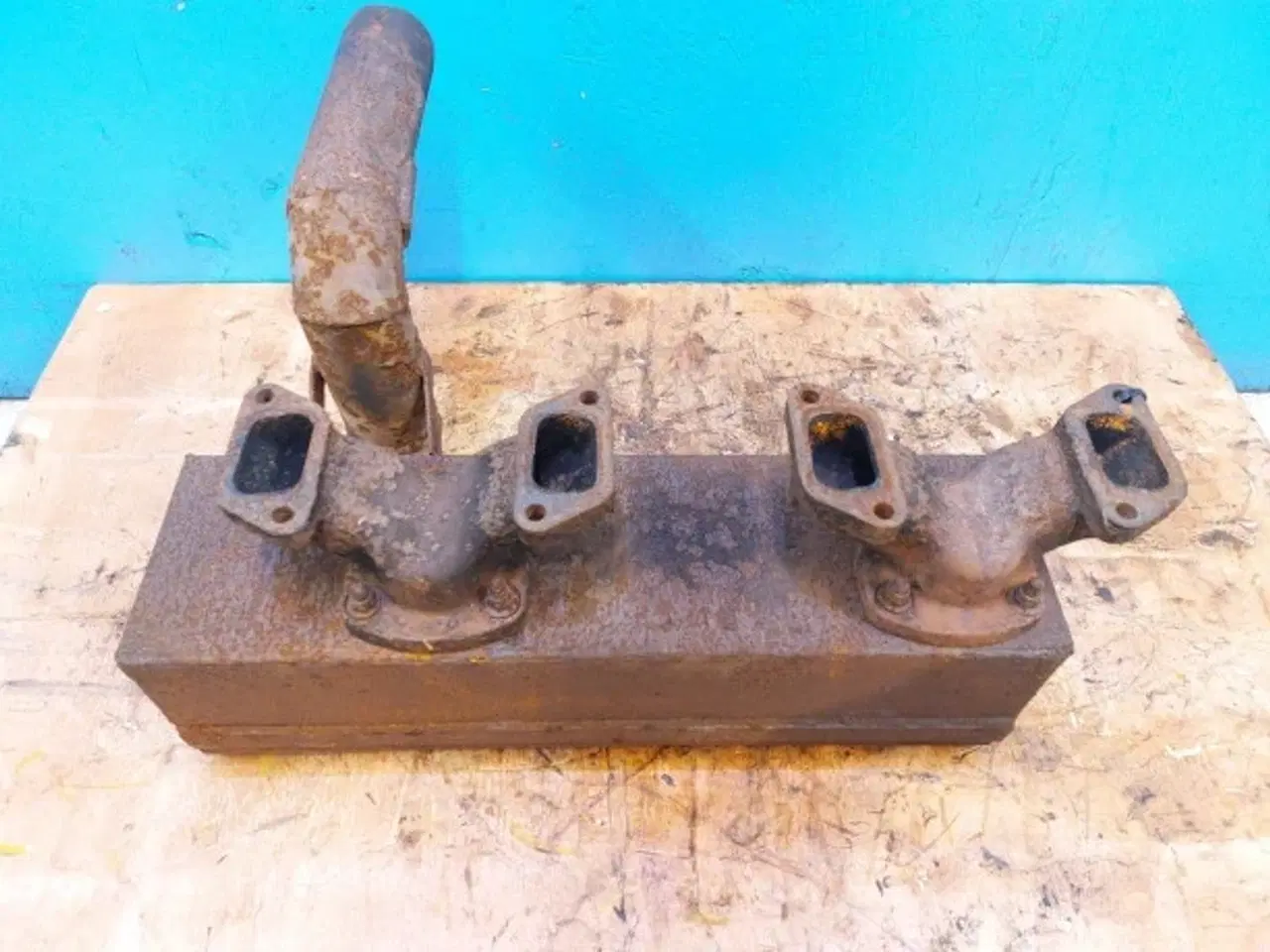 Billede 5 - Hanomag 44C Manifold Udstødning 2872442M1