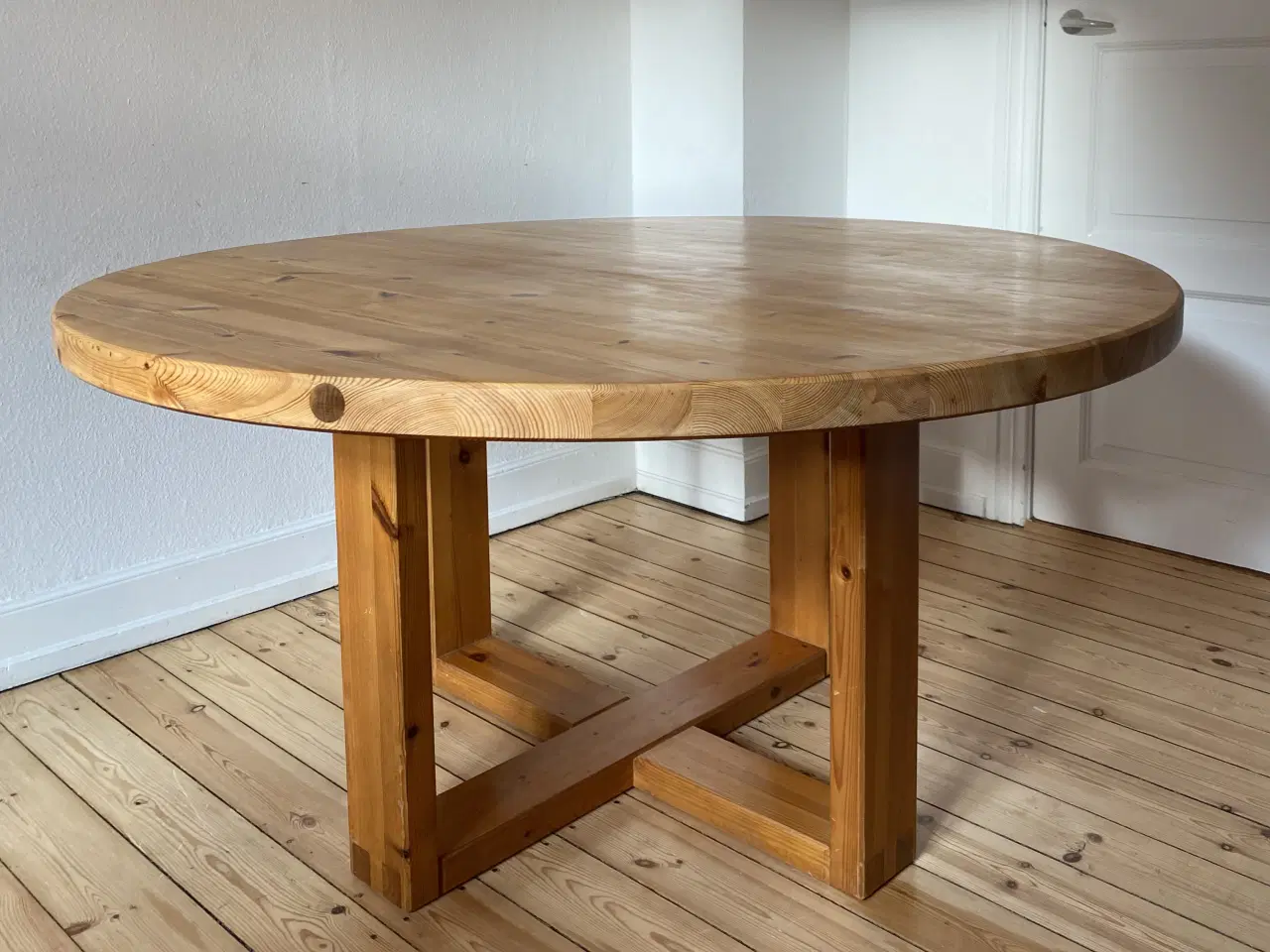 Billede 4 - KØBER MØBLER I FYRRETRÆ - al stand