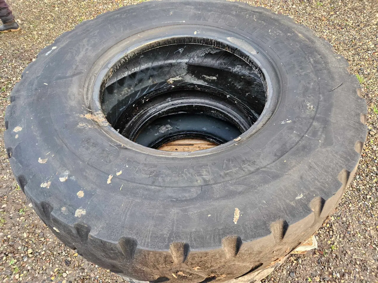 Billede 2 - Dæk 17.5 R25