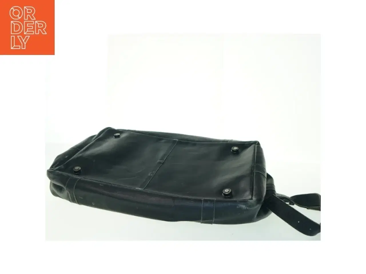 Billede 6 - Sort lædertaske (str. 56x40x36 cm)
