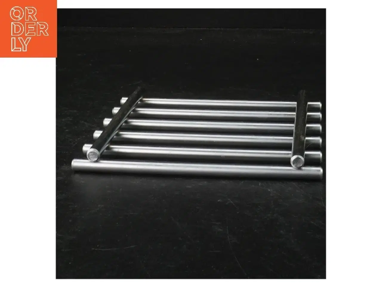 Billede 2 - Metalrist/Bordskåner (str. 15 x 15 cm)