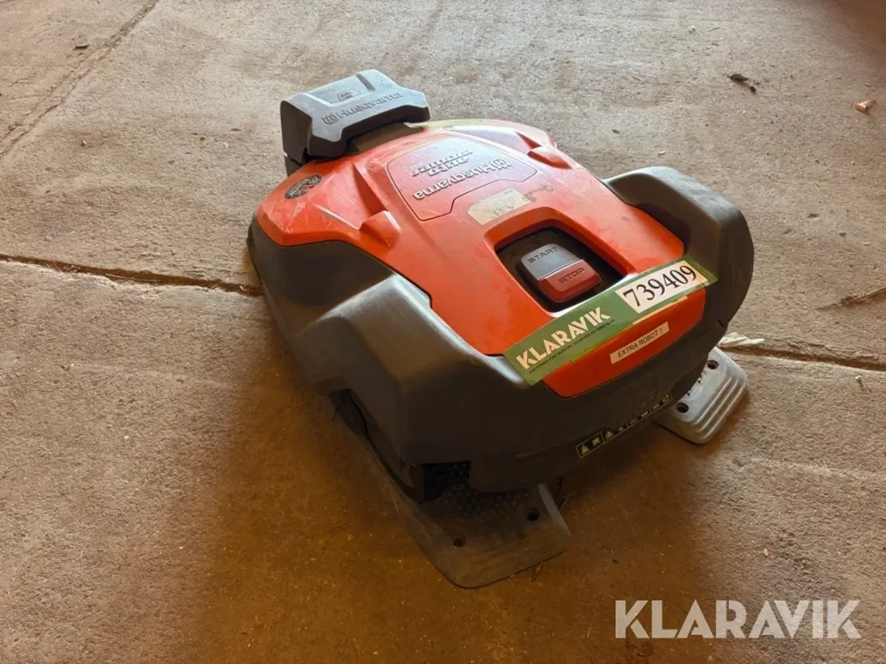 Billede 3 - Robot plæneklipper Husqvarna 550 med ladestation