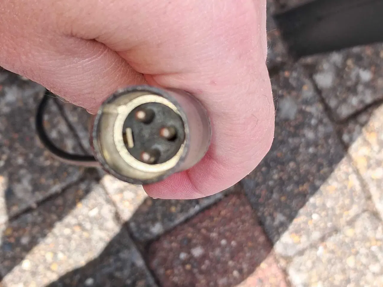 Billede 3 - Oplader til el-scooter. Kontakt 28257836