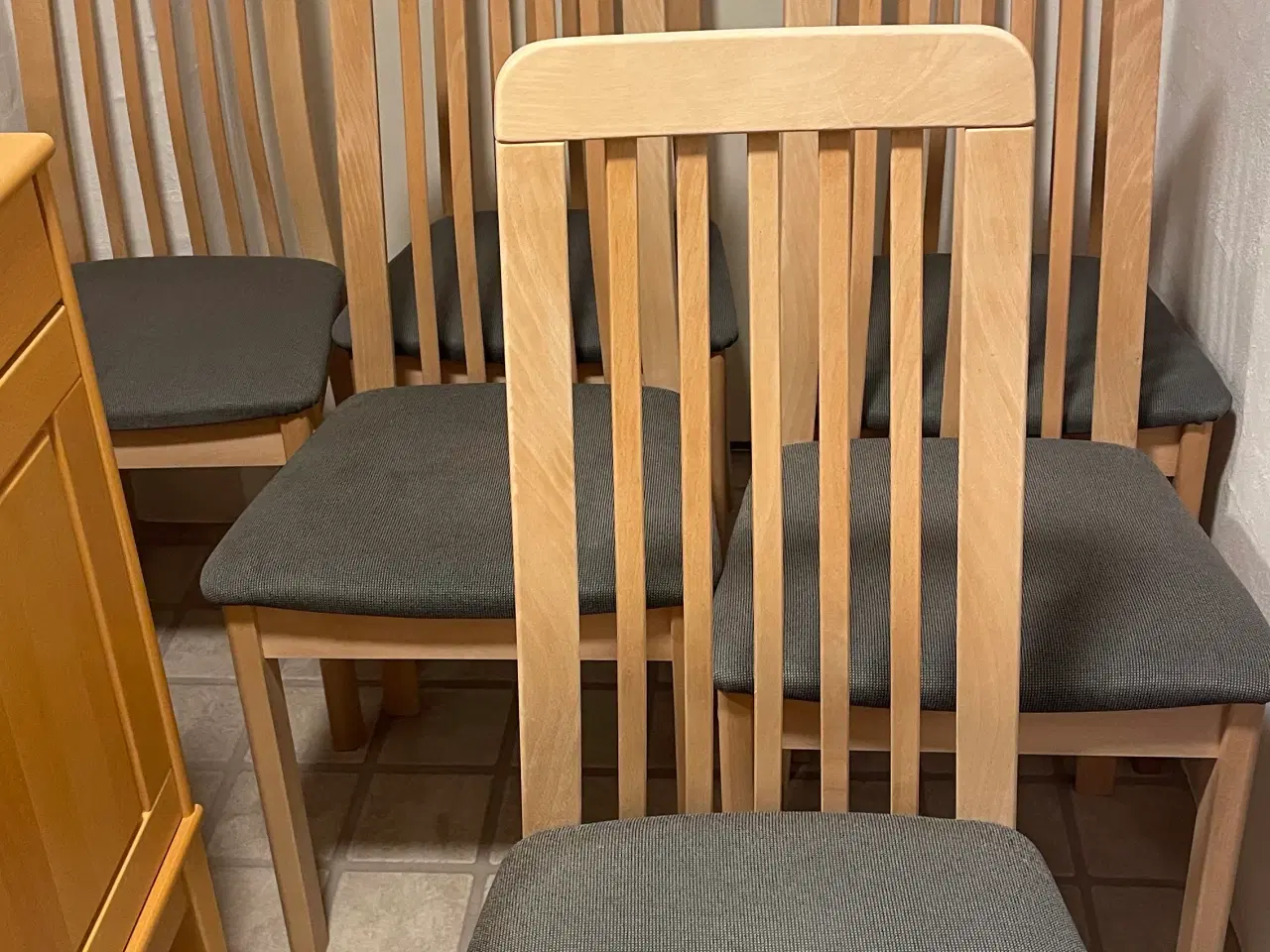 Billede 2 - 6 Spisebordsstole i sæbebehandlet bøg