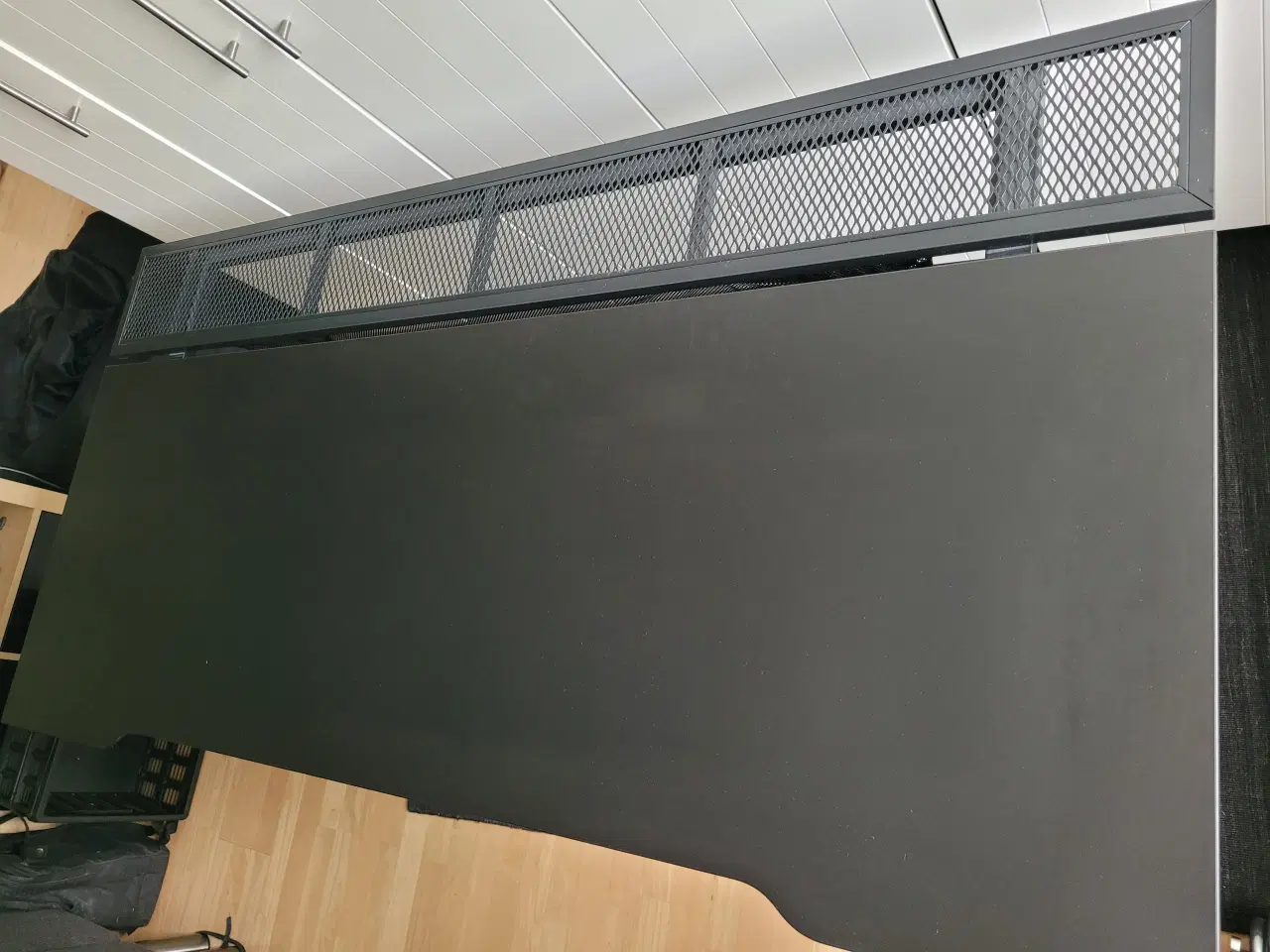 Billede 2 - Gamerbord mrk. Utespelare (Ikea)