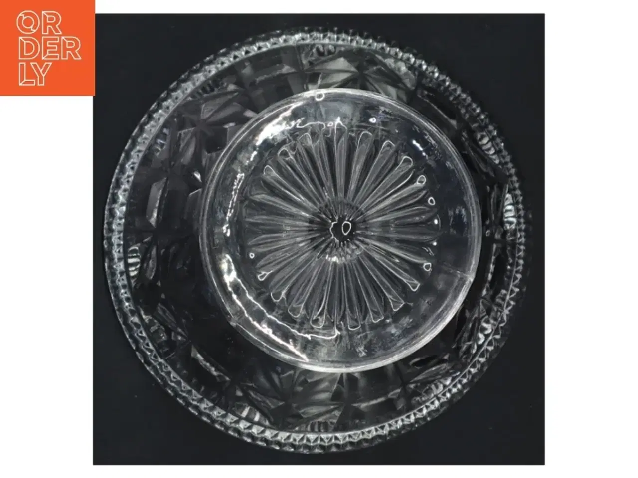 Billede 2 - Glasskål med fod (str. Ø 14x13 cm)