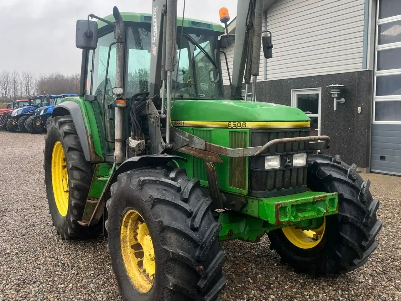 Billede 15 - John Deere 6506 Med frontlæsser og vendegear ved rattet samt nye fordæk