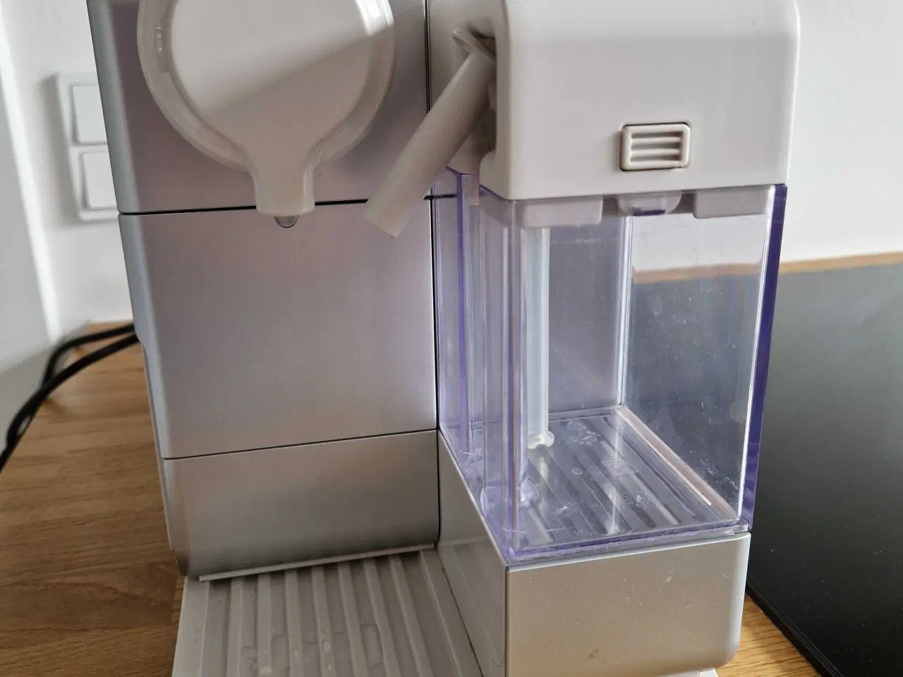 Billede 1 - NESPRESSO Lattissima Touch fra DeLonghi