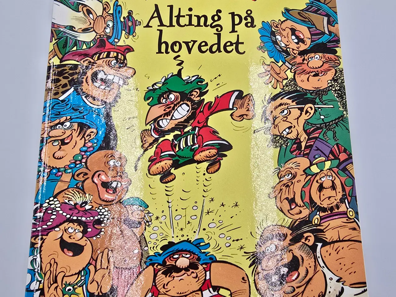 Billede 2 - 3 stk. Iznogood sælges samlet