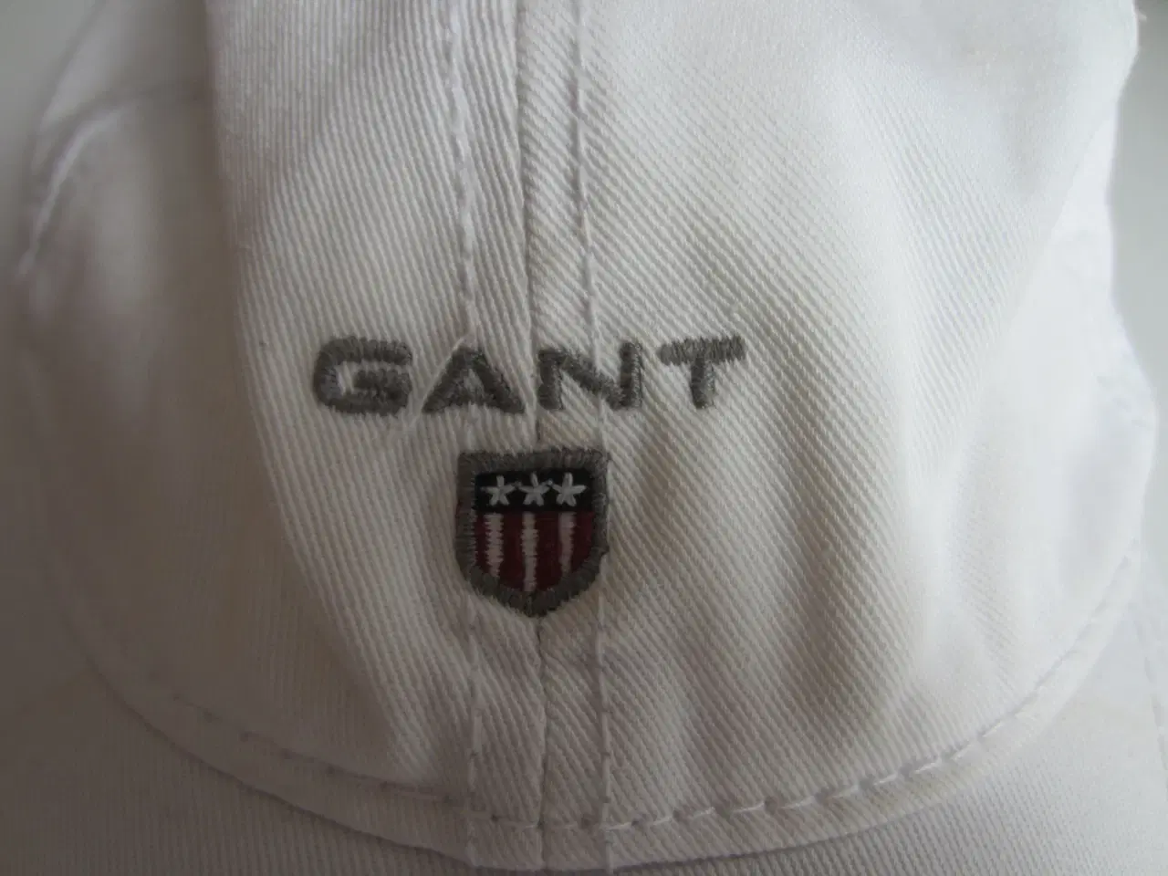 Billede 2 - GANT kasket hvid str. one size