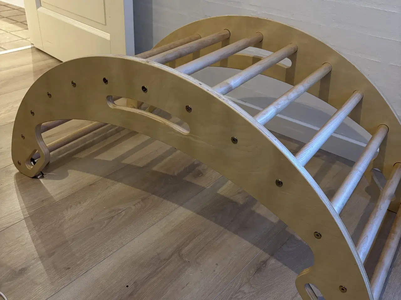 Billede 2 - Fin Hemmingsenkids klatrebue