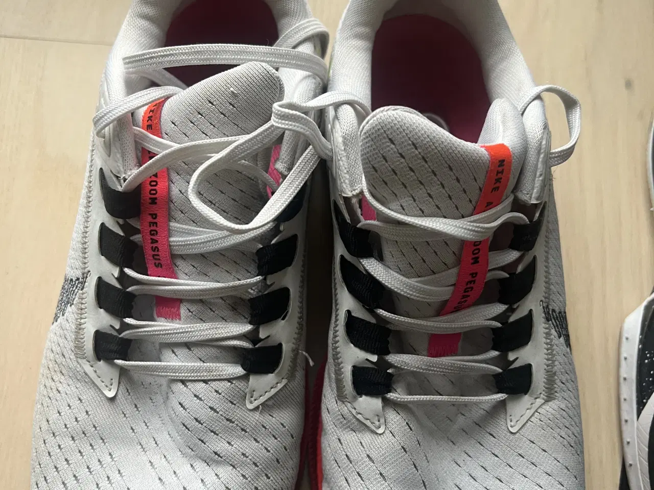 Billede 2 - Nike løbesko 