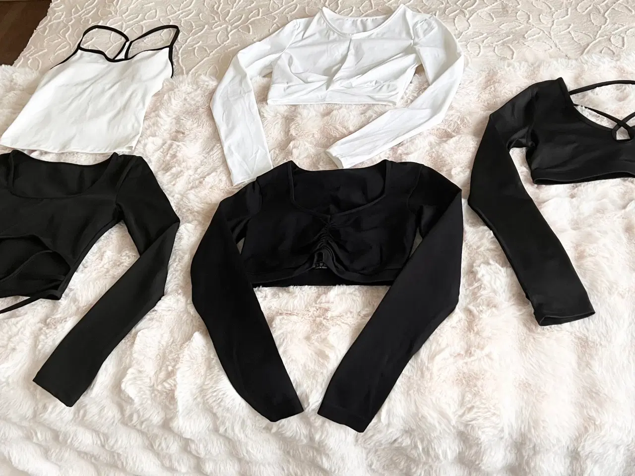 Billede 4 - 15 træningsoverdele str S.