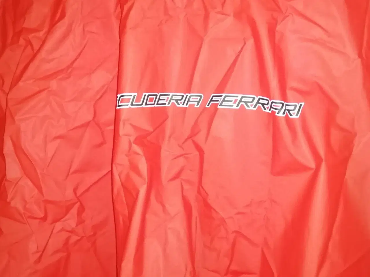 Billede 4 - NY FERRARI PONCHO 100% VANDTÆT, ONESIZE