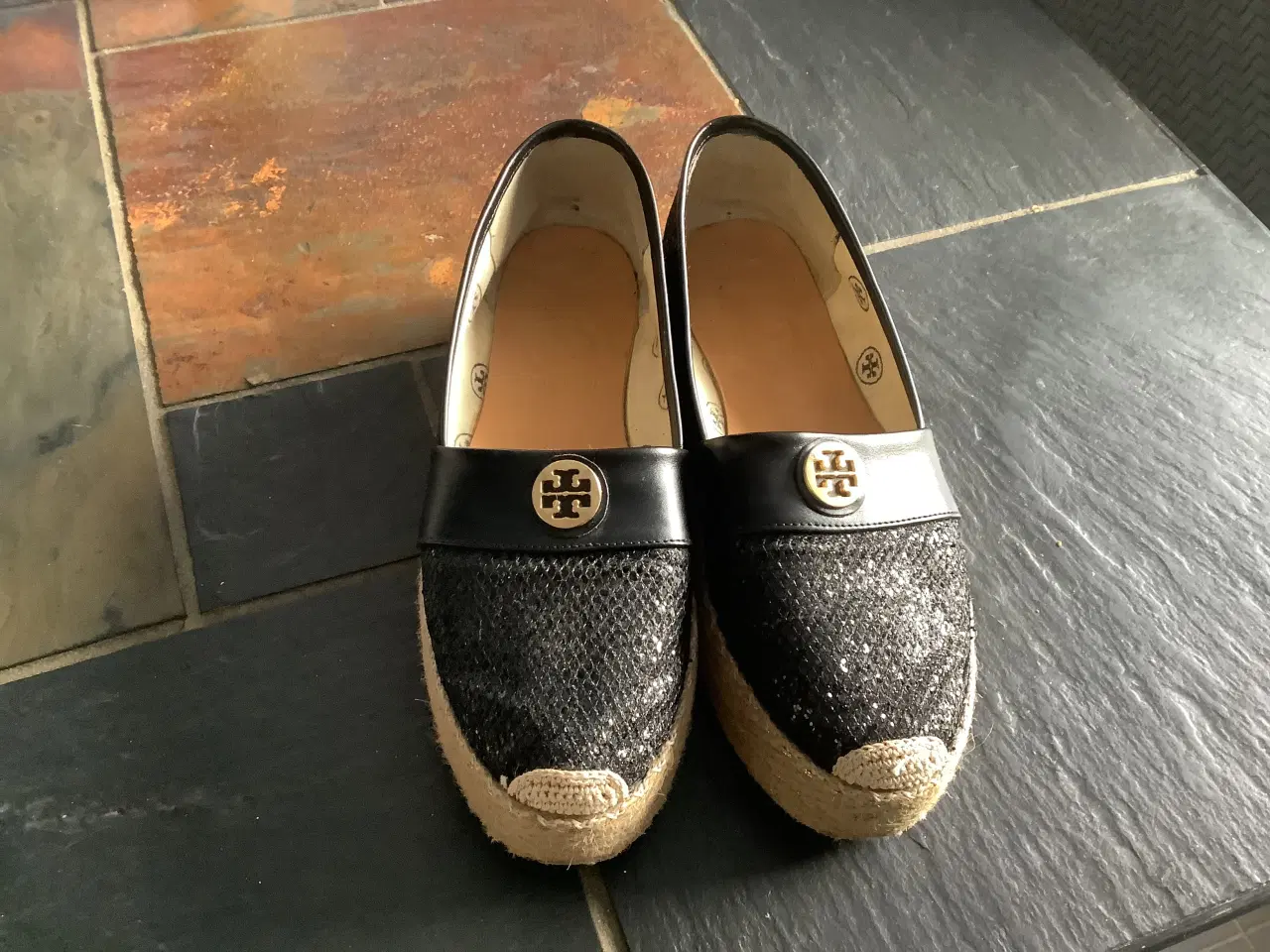 Billede 2 - 1 par støvletter 100, 1 par ballerina 50