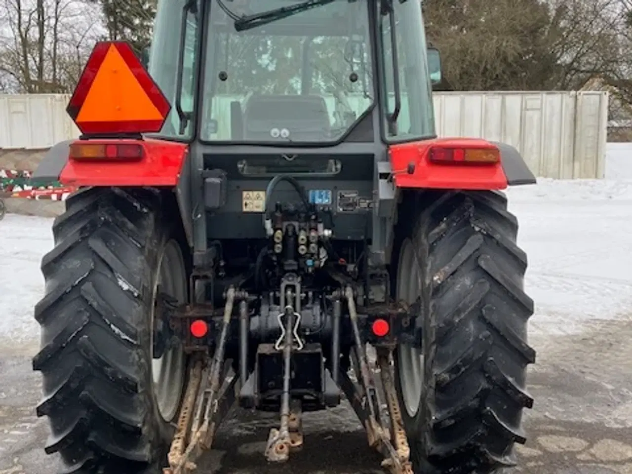 Billede 3 - Massey Ferguson 4245 med frontlæsser og frontlift