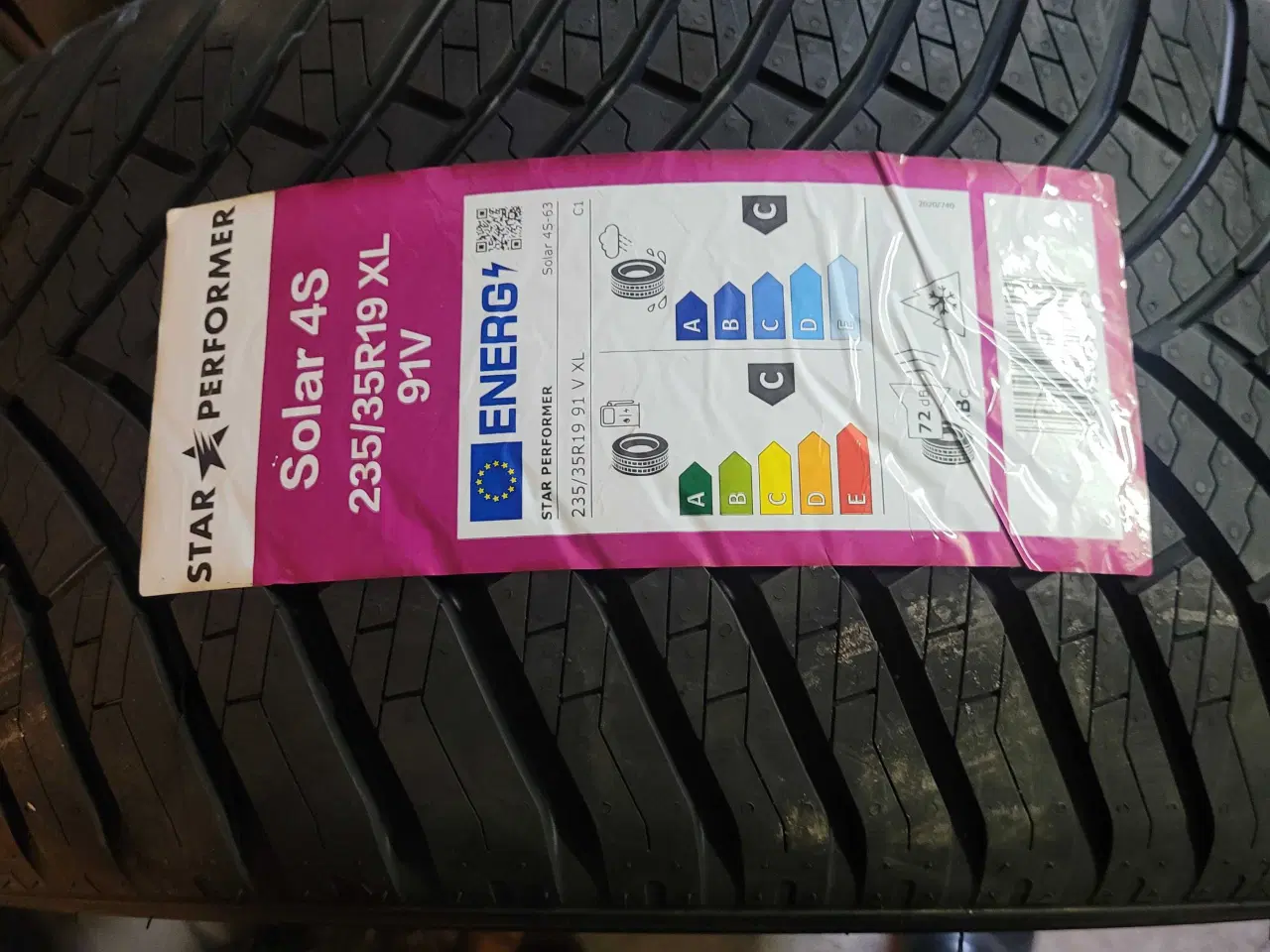 Billede 4 - 235 / 35 R 19