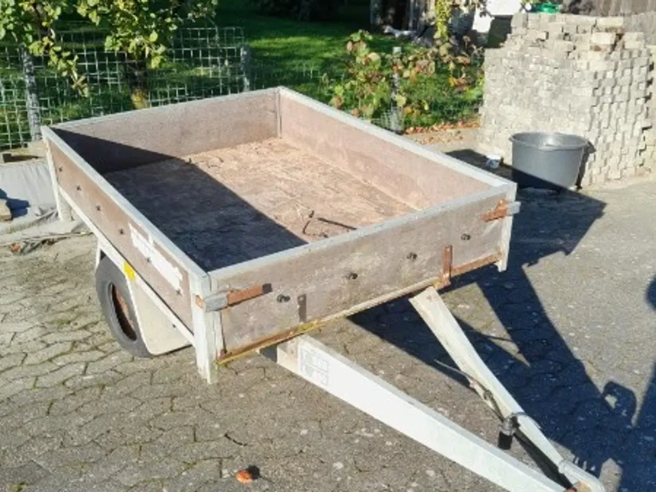 Billede 2 - Ældre trailer sælges - Kræver en gør-det-selv m/k