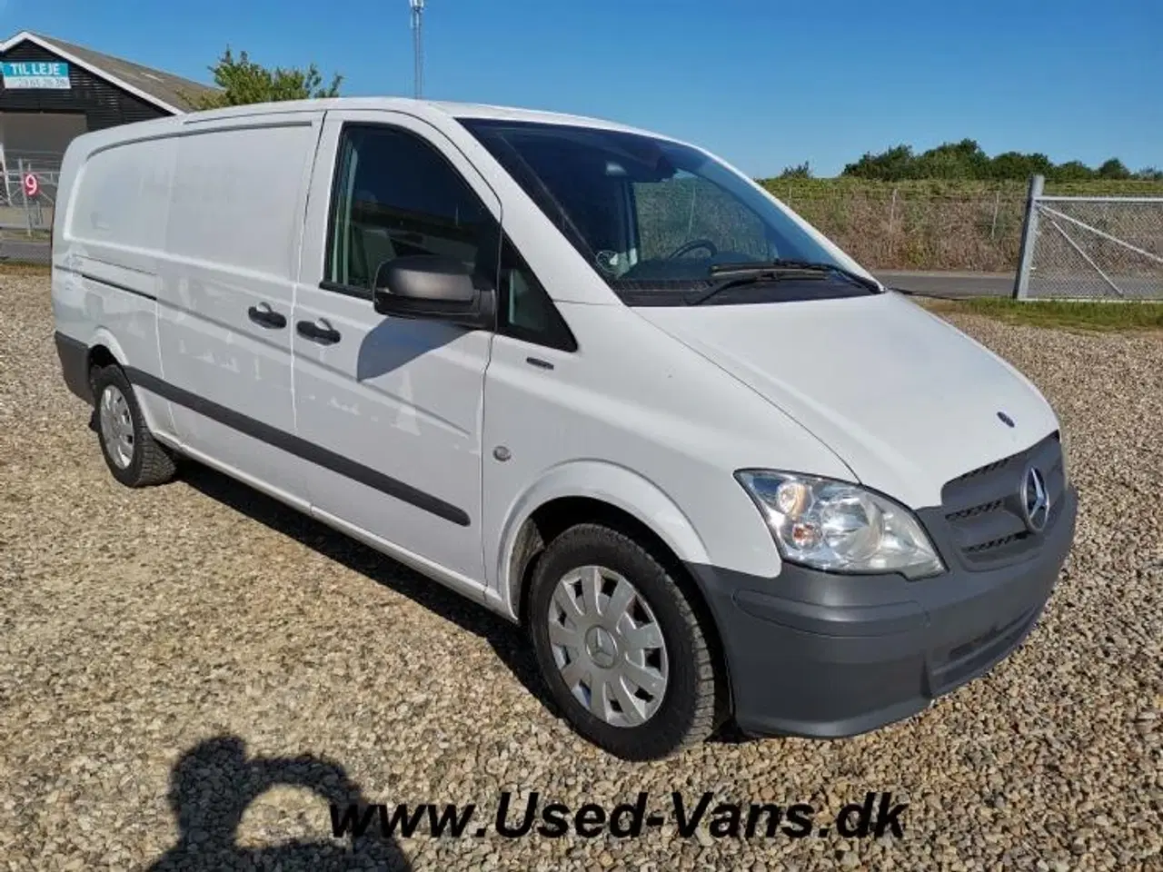 Billede 2 - Mercedes Vito 1113 . Klapper lidt i motor, men kør