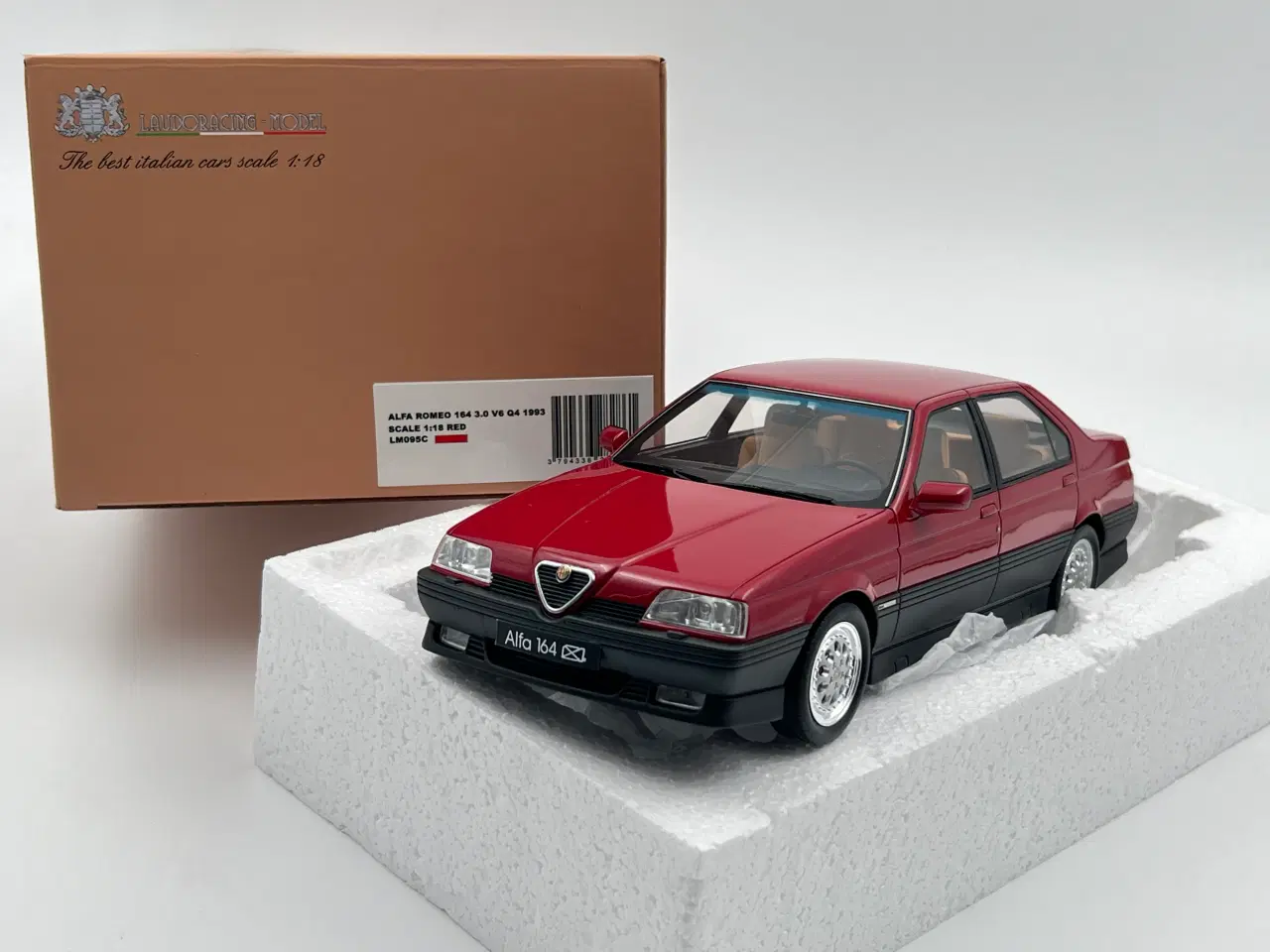 Billede 9 - 1993 Alfa Romeo 164 3.0 V6 Q4 1:18  Super sjælden 