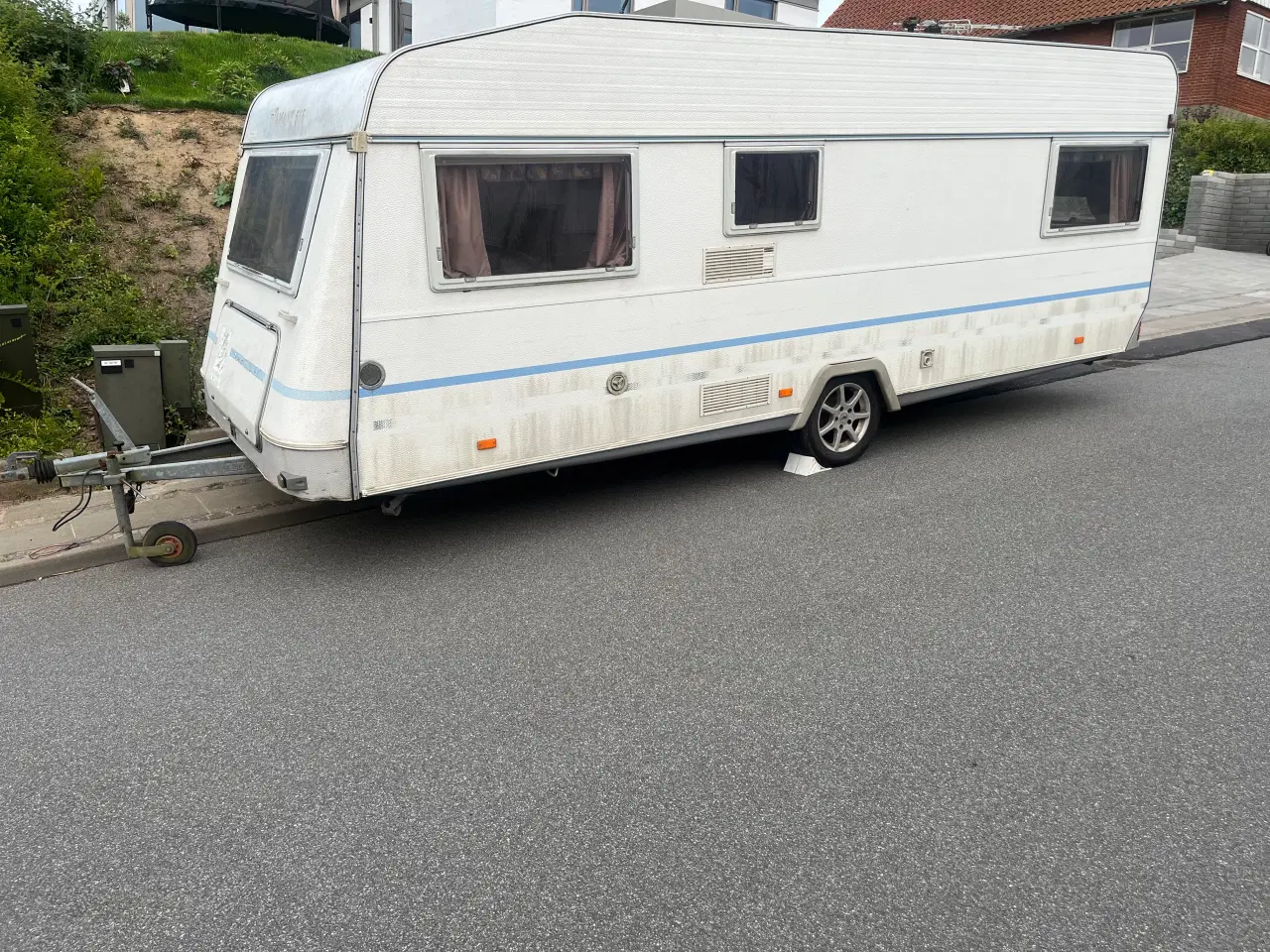 Billede 2 - Campingvogn Knaus 555