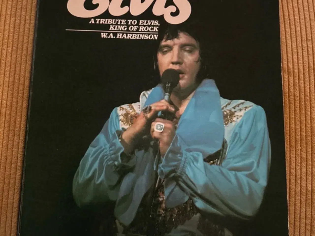 Billede 4 - Elvis Presley bøger 