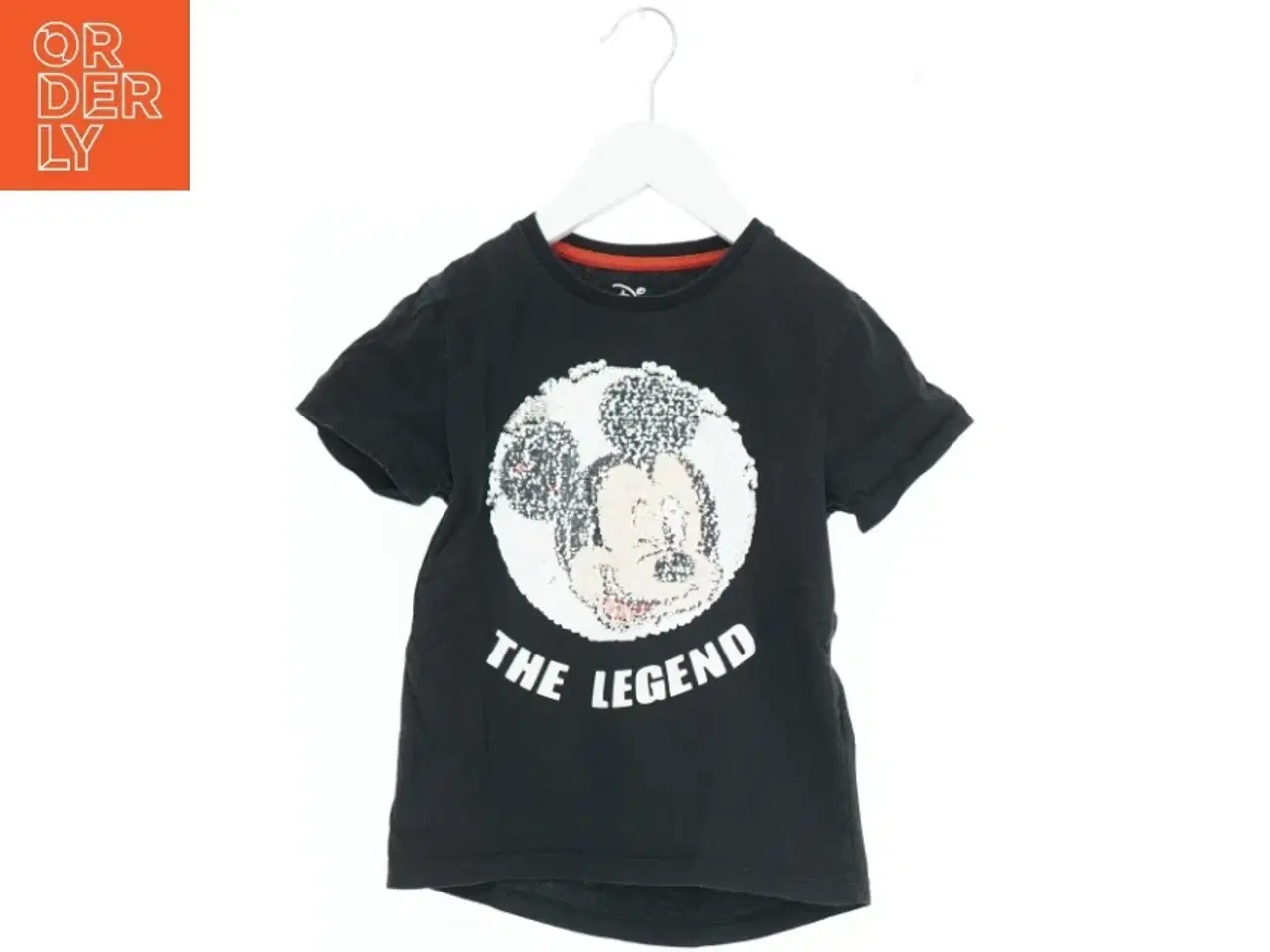 Billede 1 - Sort T-shirt med Mickey Mouse motiv fra Disney (str. 110)
