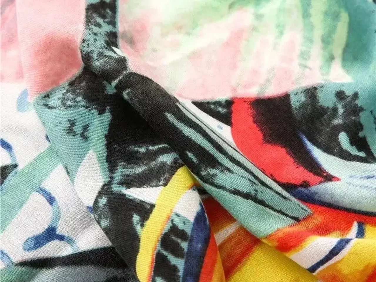 Billede 9 - Devora lækkert multifarvet tørklæde med kvaster