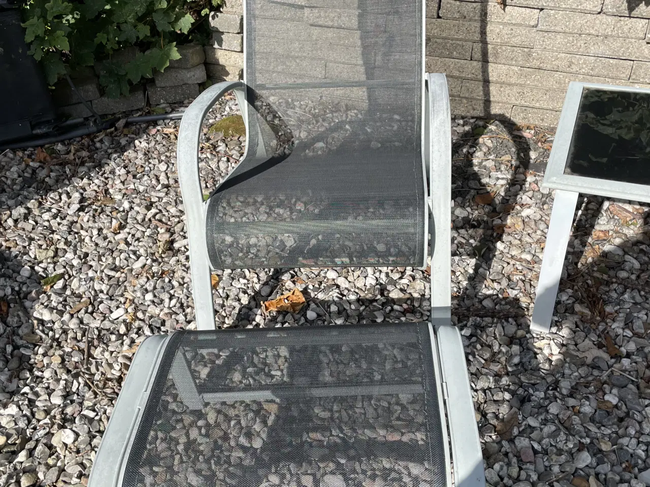 Billede 7 - Lænestole med skamler og bord