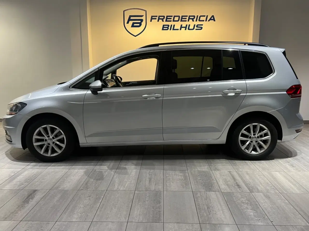 Billede 2 - VW Touran 1,6 TDi 115 Trendline DSG 7prs