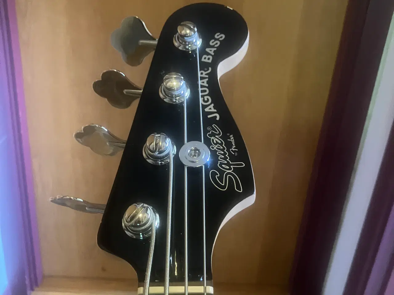 Billede 4 - Fender Squier Jaguar bas