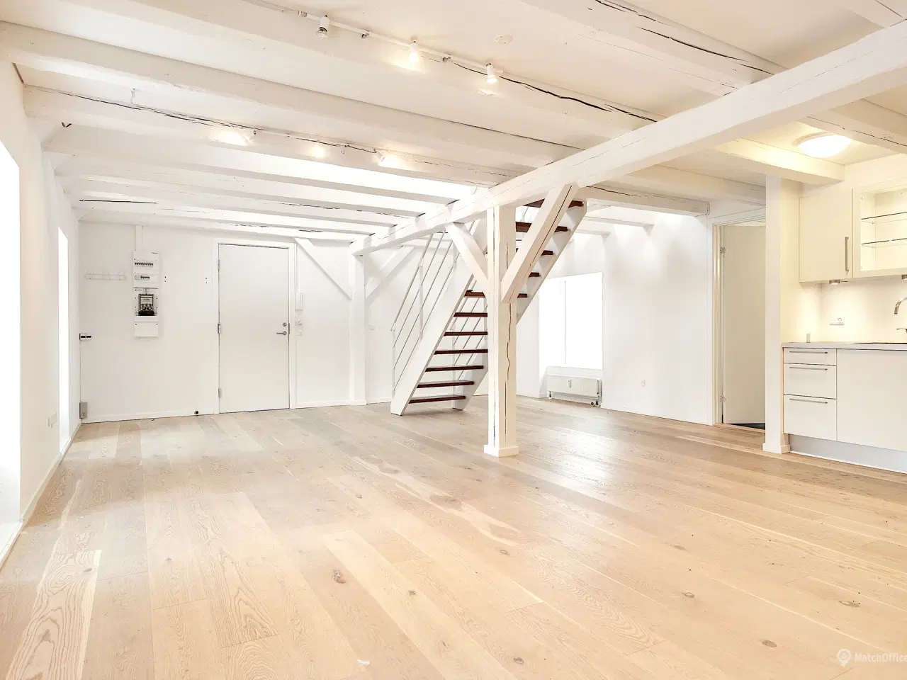 Billede 2 - INGEN BINDING - Lyst og indbyde kontor på 117 m² med adgang til kæmpe terrasse