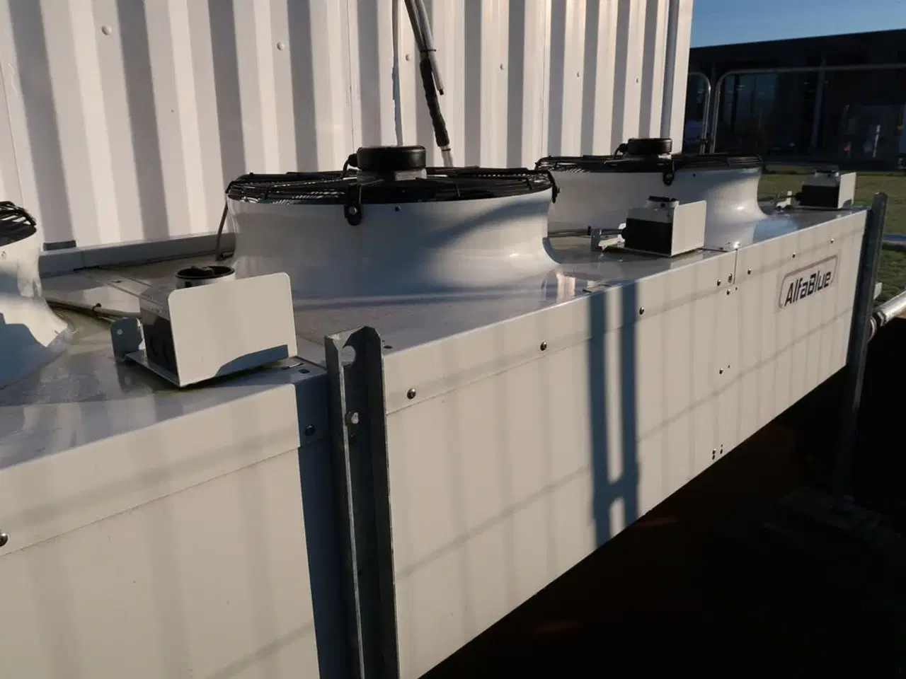 Billede 79 - 20 fods isolering container indrettet som testcenter af overskudsvarme (læs beskrivelse)