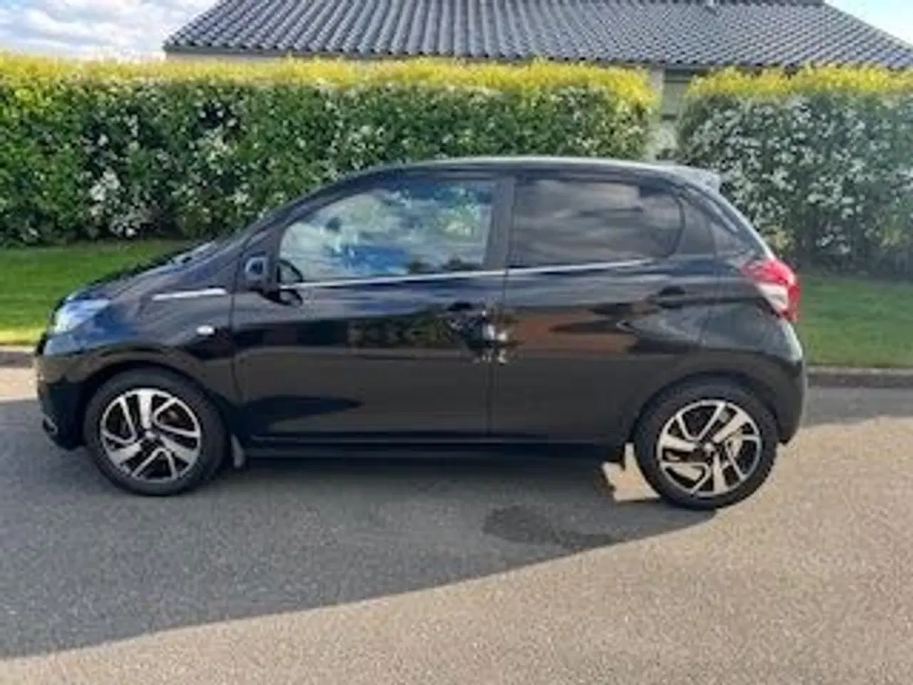 Billede 1 - Peugeot 108 1.0 E/VTI 69 Hk 5F griffe