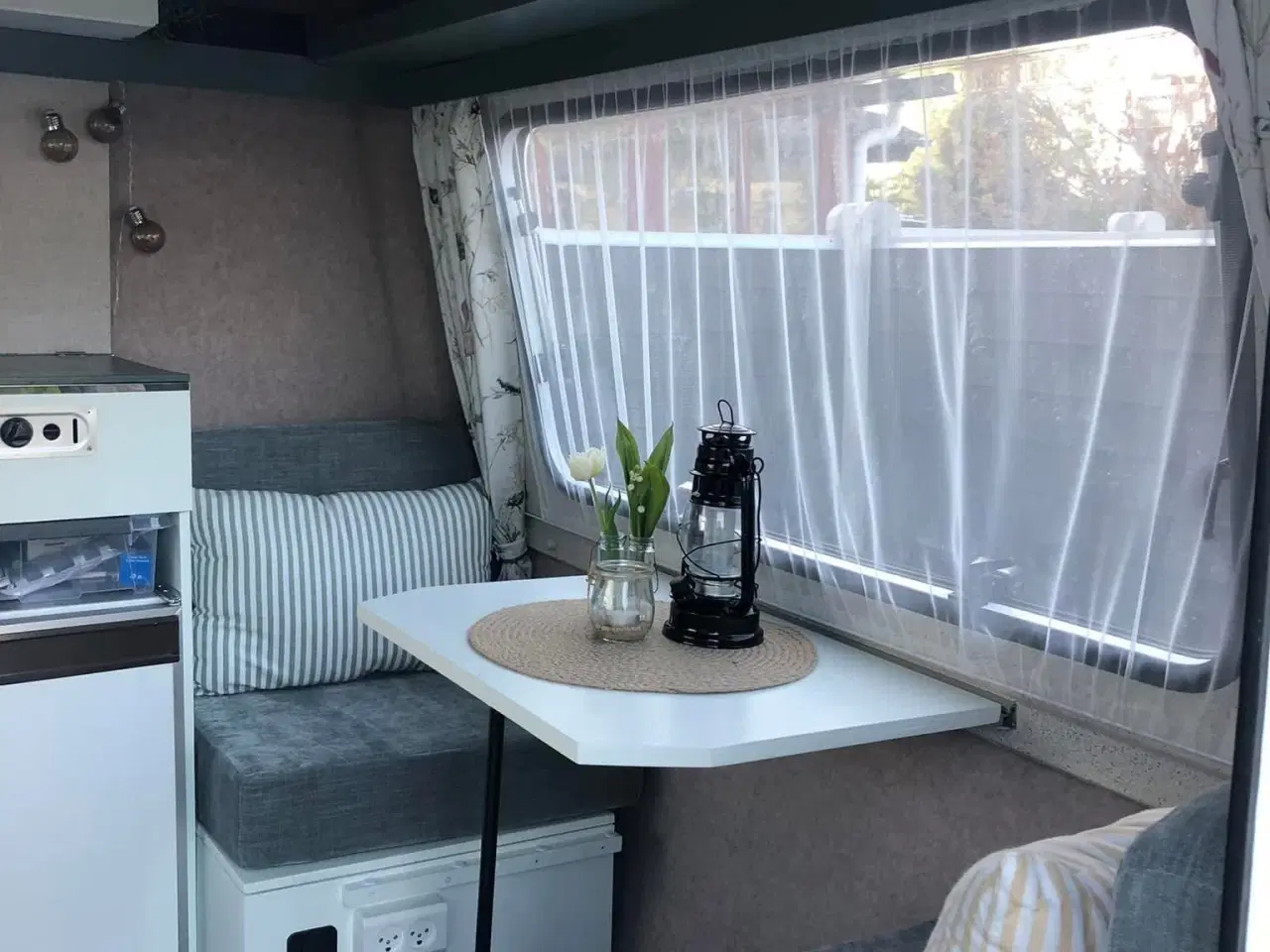 Billede 5 - Lille nyistandsat Safari campingvogn