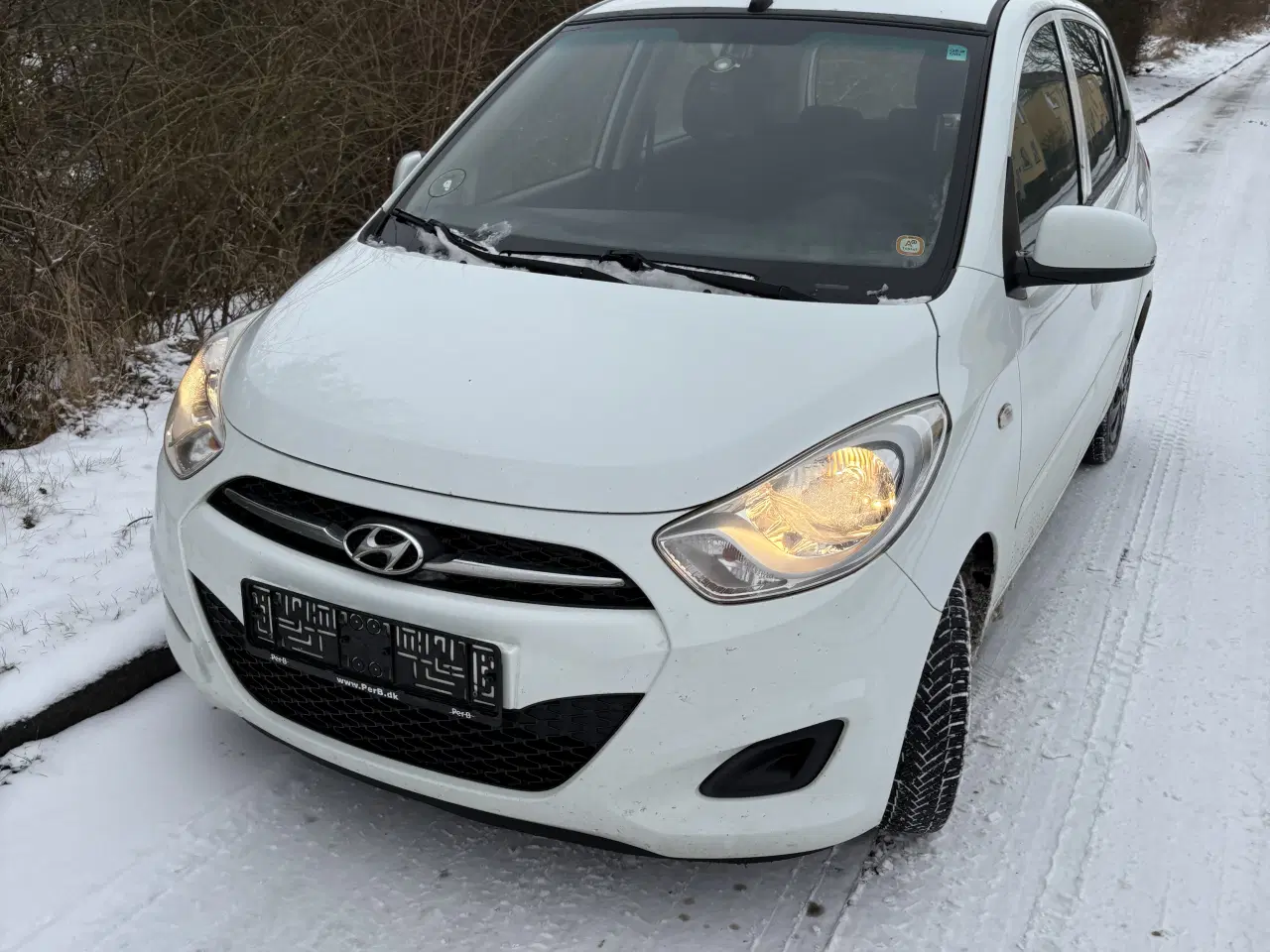 Billede 1 - Hyundai I10 1,2 fra 2012. Kørt 261.000km. Helårsdæ