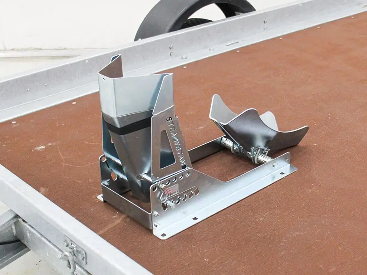 Billede 3 - Holder til motorcykel forhjul 15 - 21 tommer